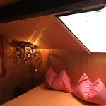 לינה וארוחת בוקר Bnb122 אסקונה