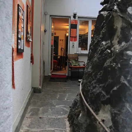 Bnb122 Bed & Breakfast 2*